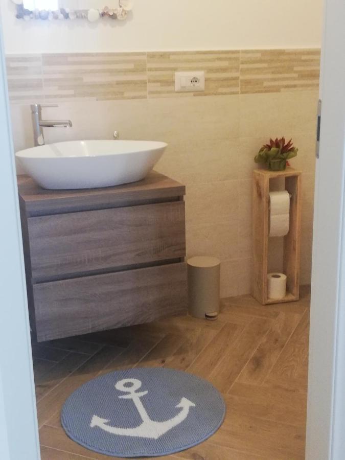 Casa Di Giu Bed & Breakfast Porto Torres Dış mekan fotoğraf